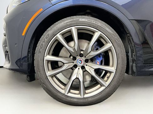 Used 2022 BMW X7 M50i AWD/4WD image 33
