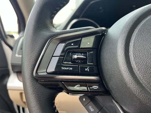 Used 2019 Subaru Outback 2.5i Limited AWD/4WD image 19
