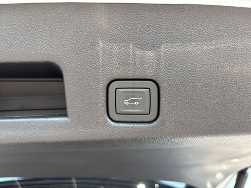 New 2026 GMC Acadia Elevation w/ Elevation Premium Package FWD image 31