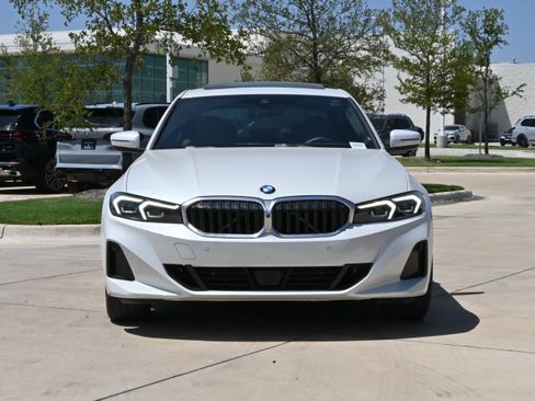 Used 2025 BMW 330i Sedan RWD image 2