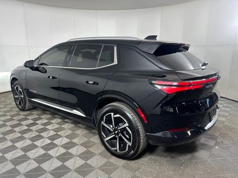 Used 2024 Chevrolet Equinox EV LT image 5