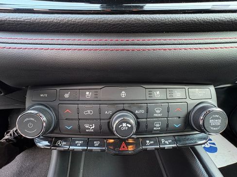 Used 2024 Dodge Durango GT AWD/4WD image 25