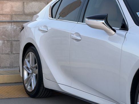 Certified 2021 Lexus IS 300 300 w/ Accessory Package image 5