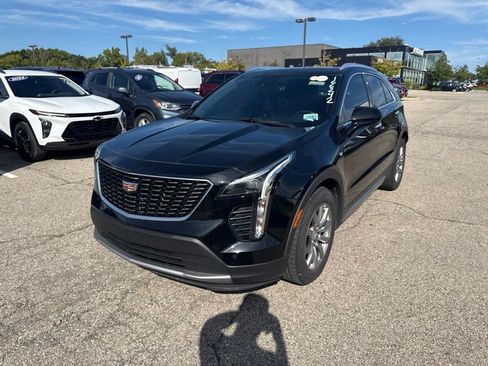Used 2019 Cadillac XT4 Premium Luxury w/ Cold Weather Package AWD/4WD image 1