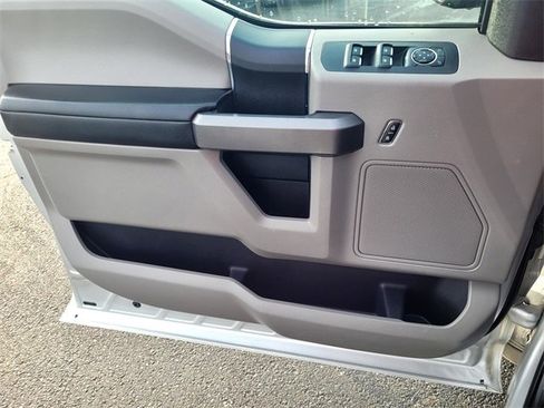 Used 2015 Ford F150 XLT w/ Equipment Group 301A Mid image 13