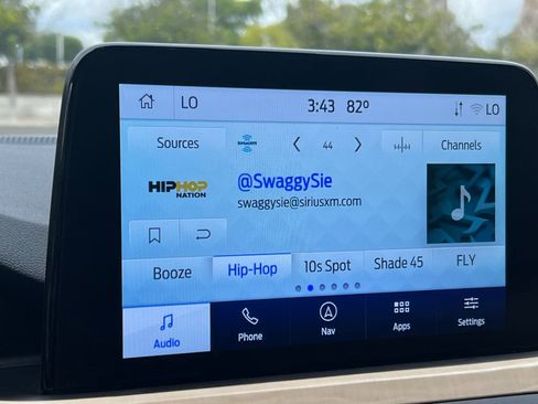 Used 2022 Ford Escape Titanium w/ Titanium Elite Package image 27