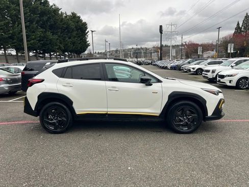 Used 2024 Subaru Crosstrek 2.5i Sport AWD/4WD image 8