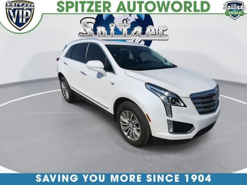 Used 2017 Cadillac XT5 Luxury w/ Driver Awareness Package AWD/4WD image 2