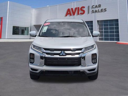Used 2025 Mitsubishi Outlander Sport SE AWD/4WD image 2