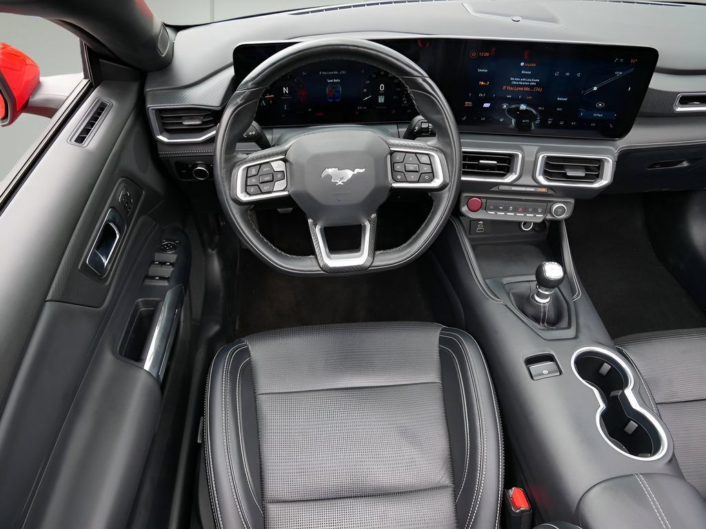 Used 2025 Ford Mustang GT Premium RWD image 13