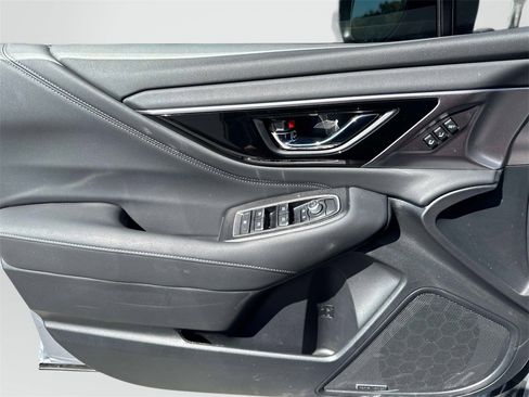 Used 2025 Subaru Outback Limited w/ Popular Package #2 image 10