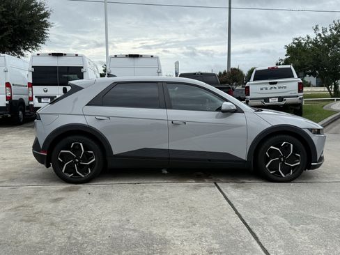Used 2024 Hyundai Ioniq 5 SEL RWD image 3