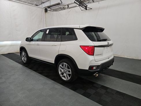 Used 2025 Honda Passport EX-L image 4