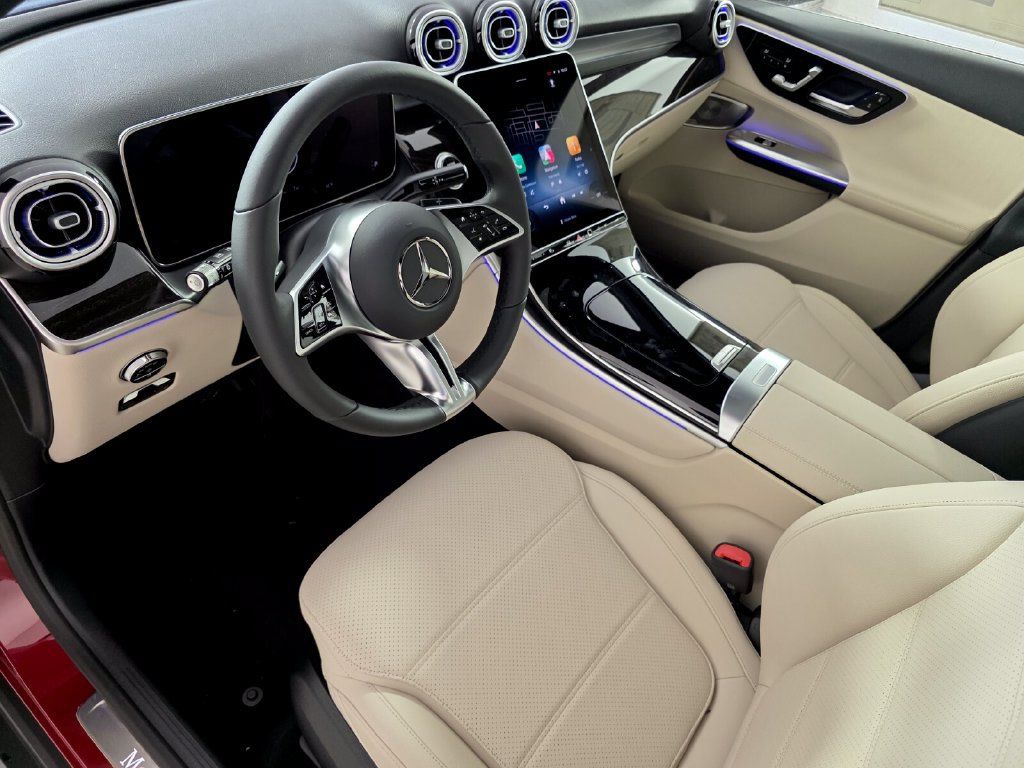 New 2027 Mercedes-Benz GLC 300 image 7