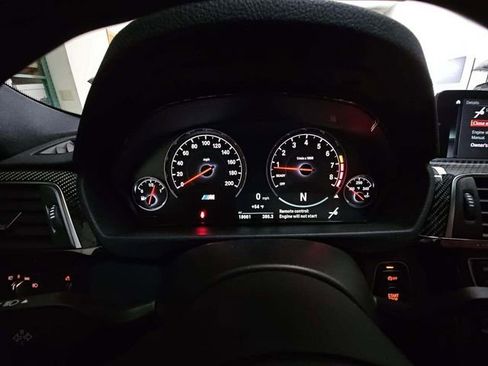 Used 2018 BMW M3 image 10