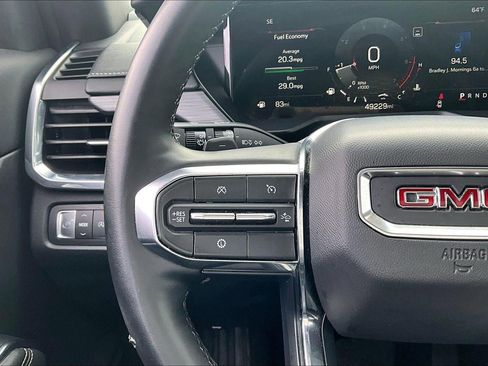 Used 2024 GMC Acadia Elevation image 19