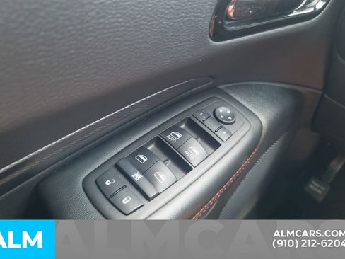 Used 2025 Dodge Durango GT AWD/4WD image 34