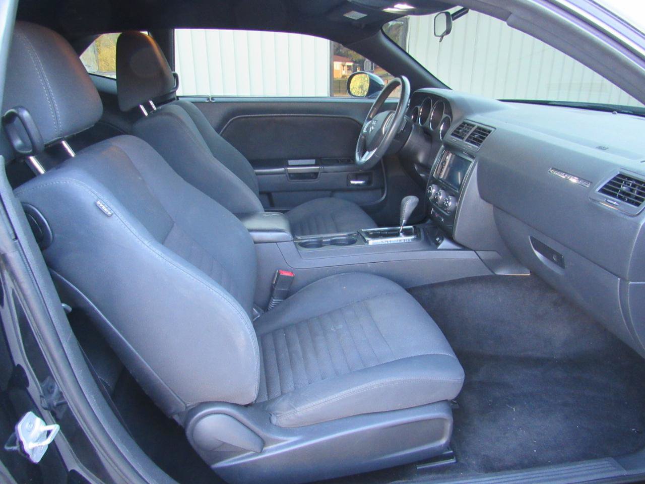 Used 2013 Dodge Challenger SXT RWD image 6