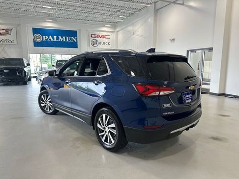 Used 2022 Chevrolet Equinox Premier AWD/4WD image 8