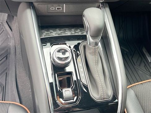 New 2026 GMC Canyon AT4 image 12