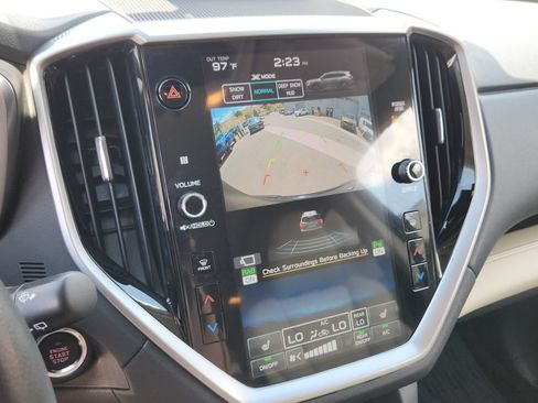 Used 2024 Subaru Ascent Limited w/ Technology Package AWD/4WD image 17