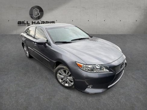 Used 2013 Lexus ES 350 w/ Premium Pkg FWD image 2