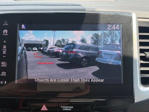 Used 2017 Honda Pilot Touring image 24