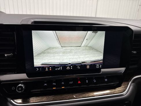 New 2026 GMC Sierra 1500 Elevation w/ Elevation Premium Package AWD/4WD image 15
