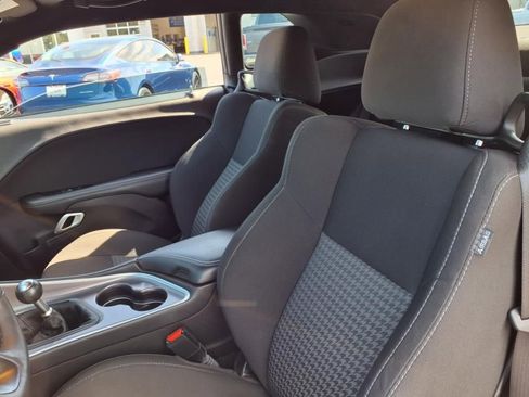 Used 2022 Dodge Challenger R/T w/ Blacktop Package image 25