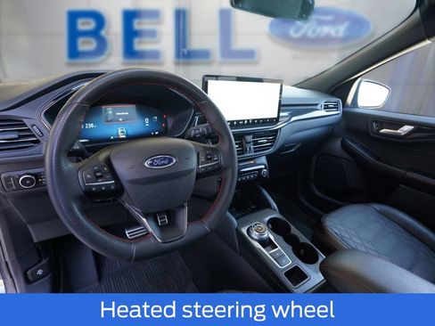 Used 2023 Ford Escape ST-Line Elite w/ Premium Technology Package AWD/4WD image 11