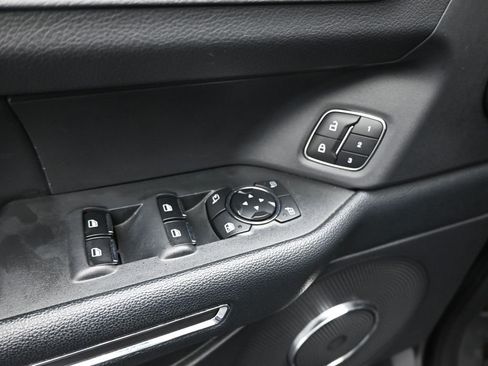 Certified 2024 Ford Expedition Max XLT image 12