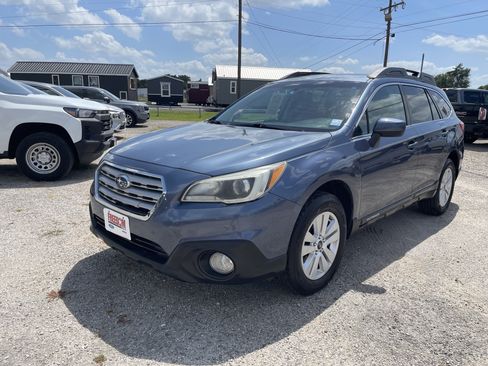 Used 2016 Subaru Outback 2.5i Premium AWD/4WD image 8