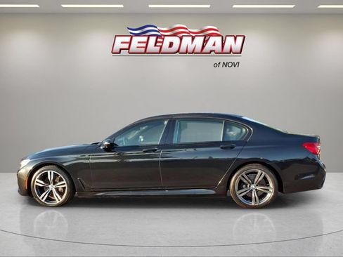 Used 2016 BMW 750i RWD image 2