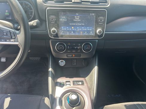 Certified 2024 Nissan Leaf S image 36