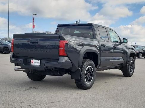 New 2026 Toyota Tacoma TRD Off-Road AWD/4WD image 5