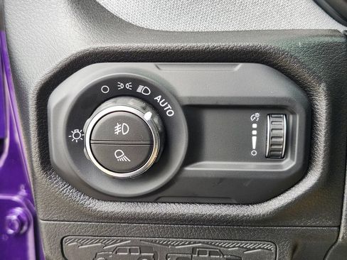 New 2026 Jeep Gladiator Sport AWD/4WD image 35