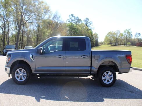 New 2026 Ford F150 XLT w/ Equipment Group 302A MID image 10