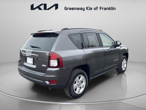 Used 2016 Jeep Compass Latitude image 7