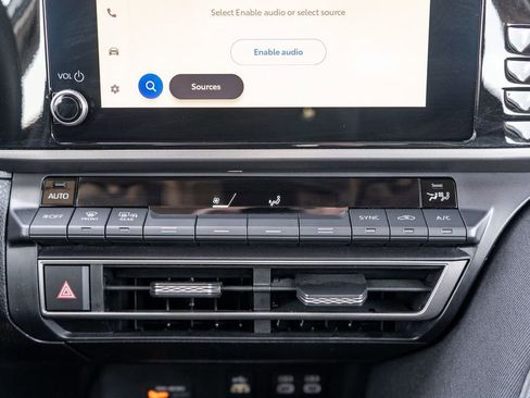 Certified 2025 Toyota Camry LE image 27