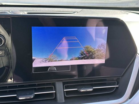 Used 2024 Chevrolet Trax LS image 24