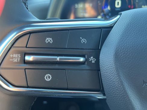 New 2026 Chevrolet Equinox LT w/ Convenience Package II image 16