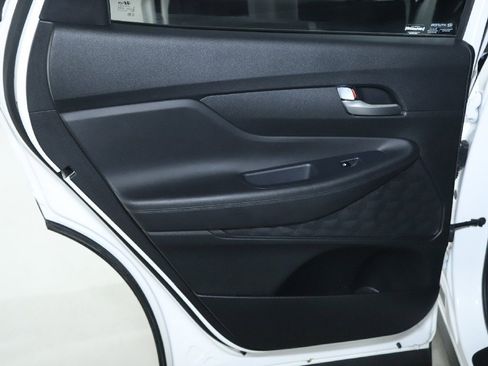 Used 2023 Hyundai Santa Fe SEL image 13