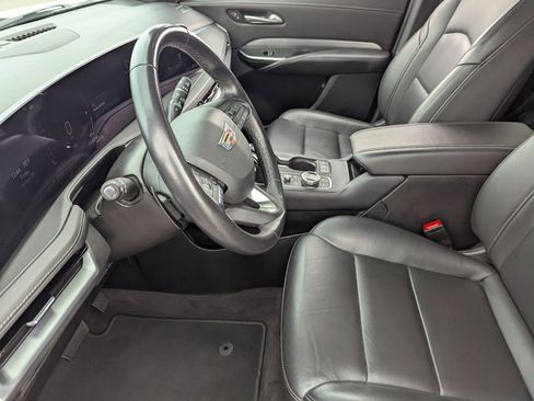 Used 2024 Cadillac XT4 Premium Luxury image 27