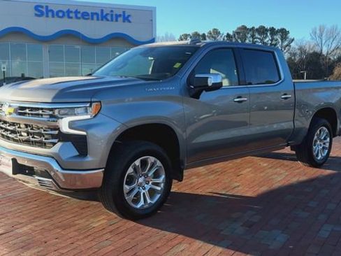 Used 2024 Chevrolet Silverado 1500 LTZ w/ LTZ Convenience Package II image 7