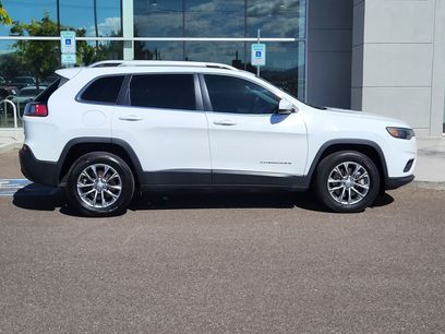 Used 2019 Jeep Cherokee Latitude Plus w/ Comfort/Convenience Group