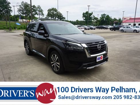 Used 2023 Nissan Pathfinder Platinum FWD image 1