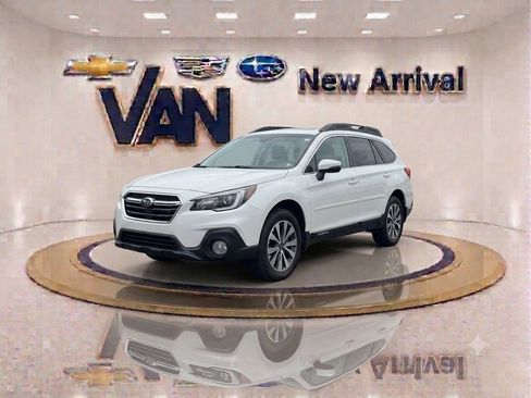 Used 2019 Subaru Outback 3.6R Touring AWD/4WD image 1