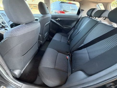 Used 2009 Toyota Matrix XRS FWD image 11