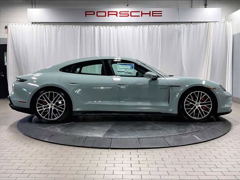 Used 2025 Porsche Taycan GTS image 10