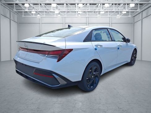 New 2026 Hyundai Elantra Sport FWD image 3